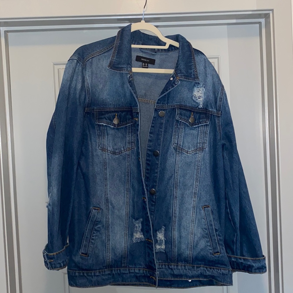 Oversized Plus Jean Distressed Jean Jacked